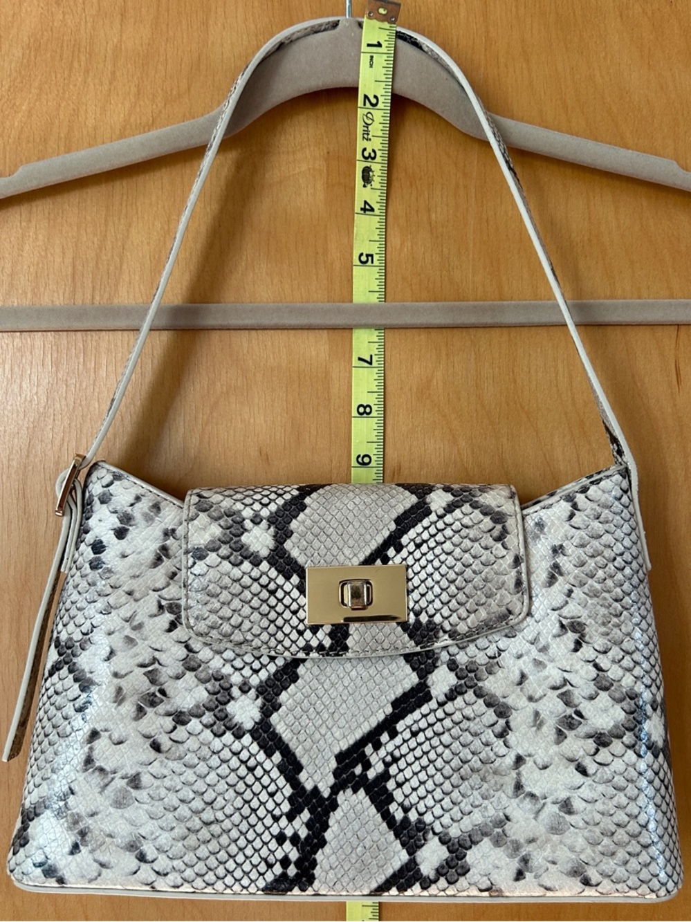 J. Crew Edith Snake-Print Shoulder Bag in Cream and Black - Picture 2 of 8